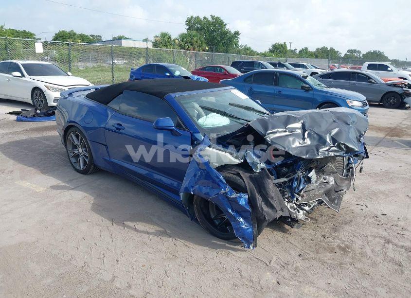 2019 Chevrolet Camaro 2LT (VIN 1G1FD3DS5K0156848) main photo
