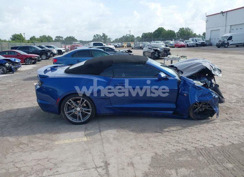 Photo 13 of 2019 Chevrolet Camaro 2LT (VIN 1G1FD3DS5K0156848)