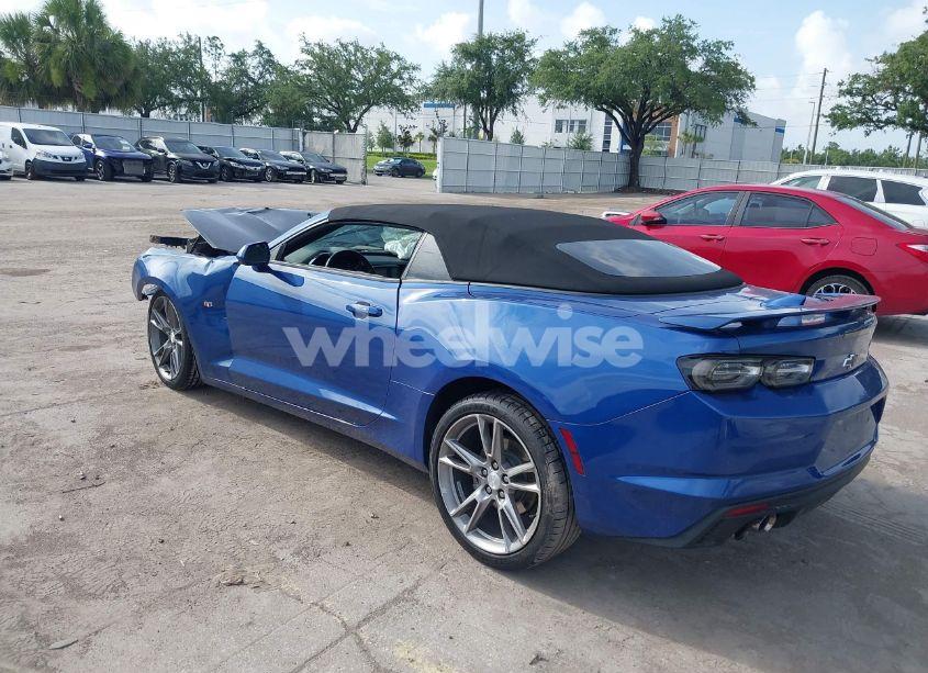 Photo 3 of 2019 Chevrolet Camaro 2LT (VIN 1G1FD3DS5K0156848)