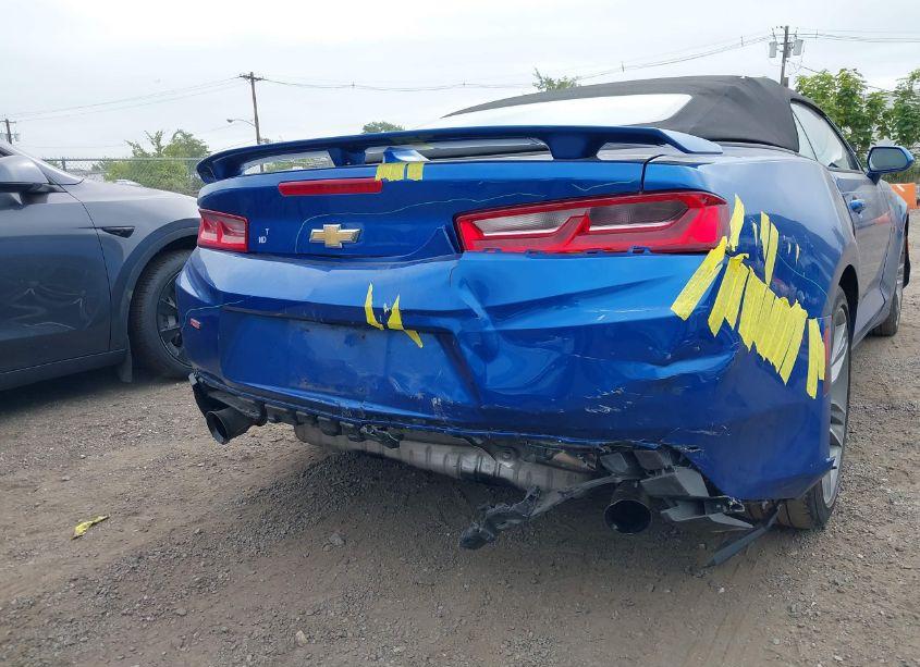 Photo 6 of 2016 Chevrolet Camaro 2LT (VIN 1G1FD3DS8G0171710)