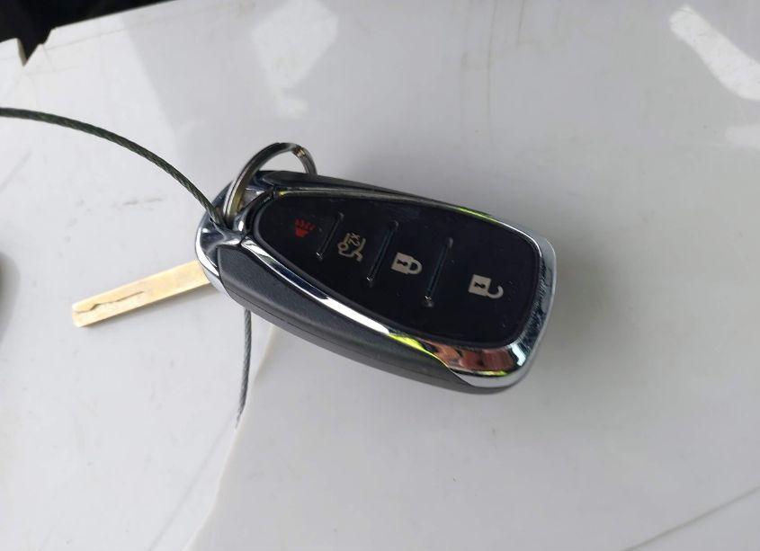 Photo 11 of 2017 Chevrolet Camaro 2LT (VIN 1G1FD3DS9H0212556)