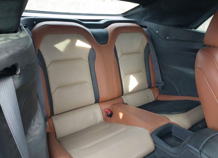 Photo 8 of 2017 Chevrolet Camaro 2LT (VIN 1G1FD3DS9H0212556)