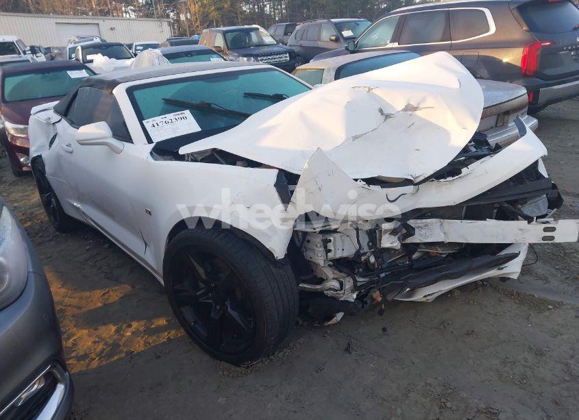 2017 Chevrolet Camaro 2LT (VIN 1G1FD3DSXH0108349) main photo