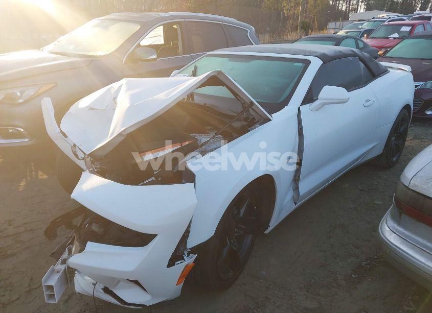 Photo 2 of 2017 Chevrolet Camaro 2LT (VIN 1G1FD3DSXH0108349)