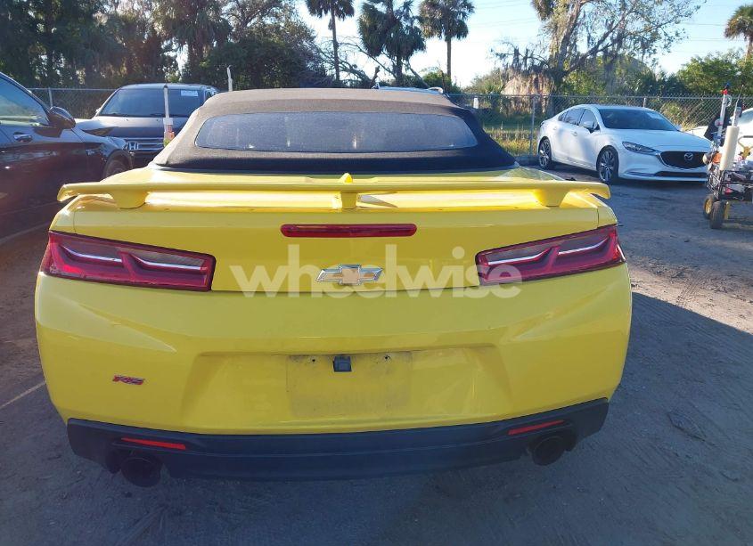 Photo 16 of 2017 Chevrolet Camaro 2LT (VIN 1G1FD3DX4H0133193)