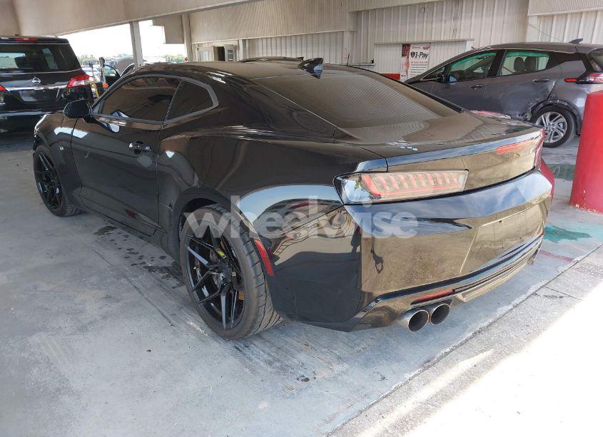 Photo 3 of 2016 Chevrolet Camaro 1SS (VIN 1G1FE1R71G0160084)