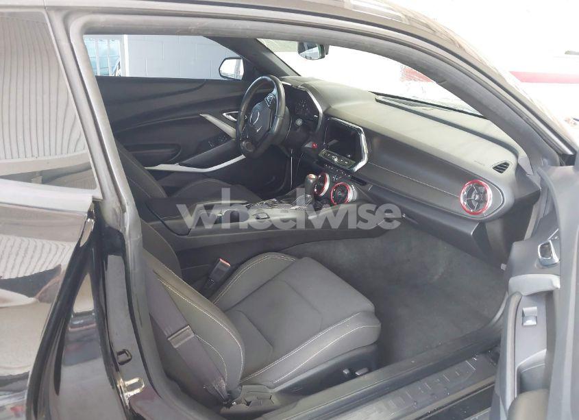 Photo 5 of 2016 Chevrolet Camaro 1SS (VIN 1G1FE1R71G0160084)