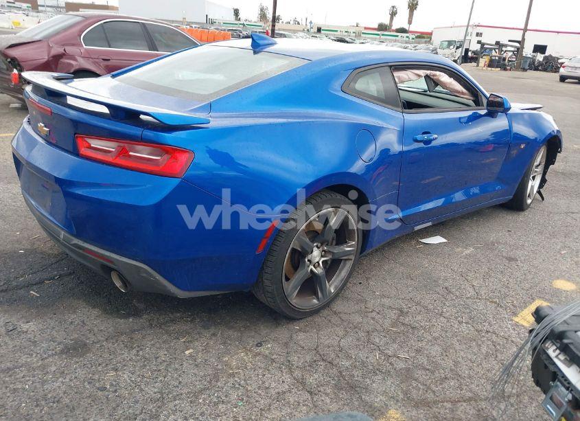 Photo 4 of 2016 Chevrolet Camaro 1SS (VIN 1G1FE1R71G0169531)