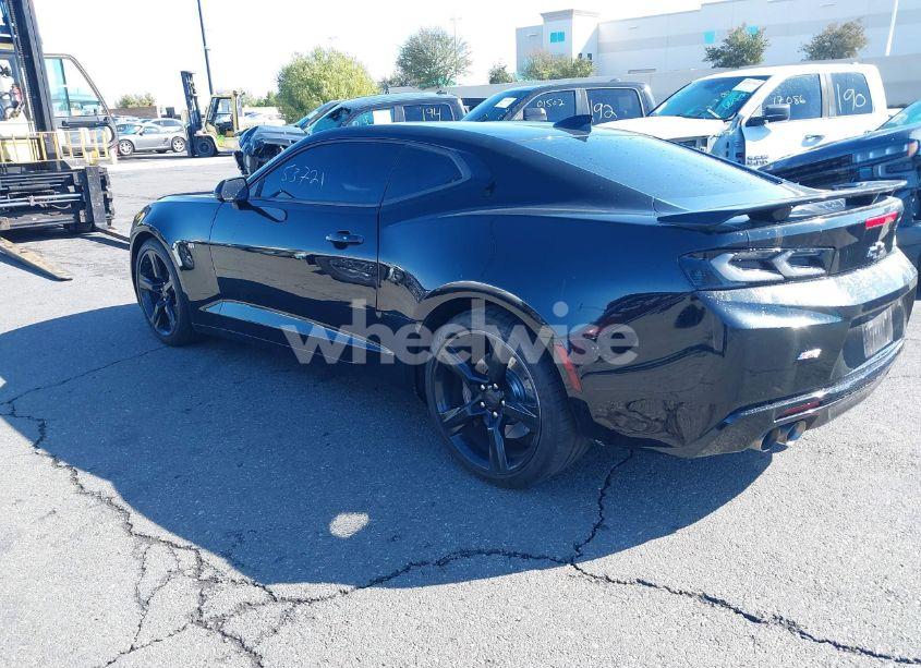 Photo 3 of 2017 Chevrolet Camaro 1SS (VIN 1G1FE1R73H0213143)