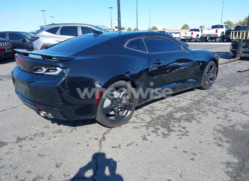 Photo 4 of 2017 Chevrolet Camaro 1SS (VIN 1G1FE1R73H0213143)