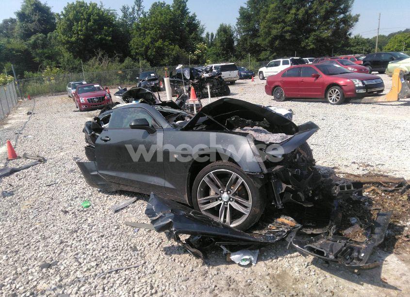 2016 Chevrolet Camaro 1SS (VIN 1G1FE1R74G0156790) main photo