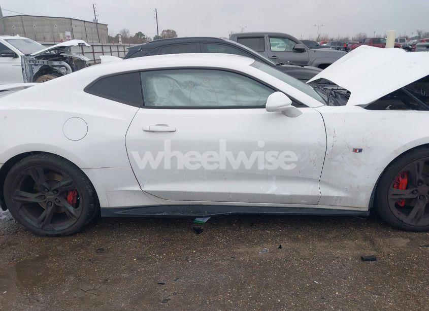 Photo 13 of 2021 Chevrolet Camaro RWD 1SS (VIN 1G1FE1R74M0102305)