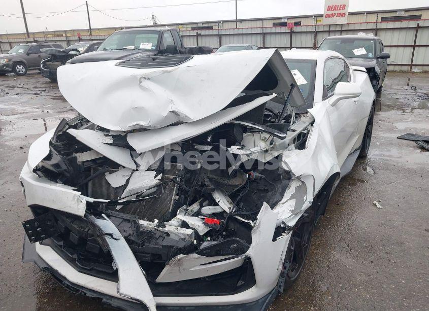 Photo 2 of 2021 Chevrolet Camaro RWD 1SS (VIN 1G1FE1R74M0102305)