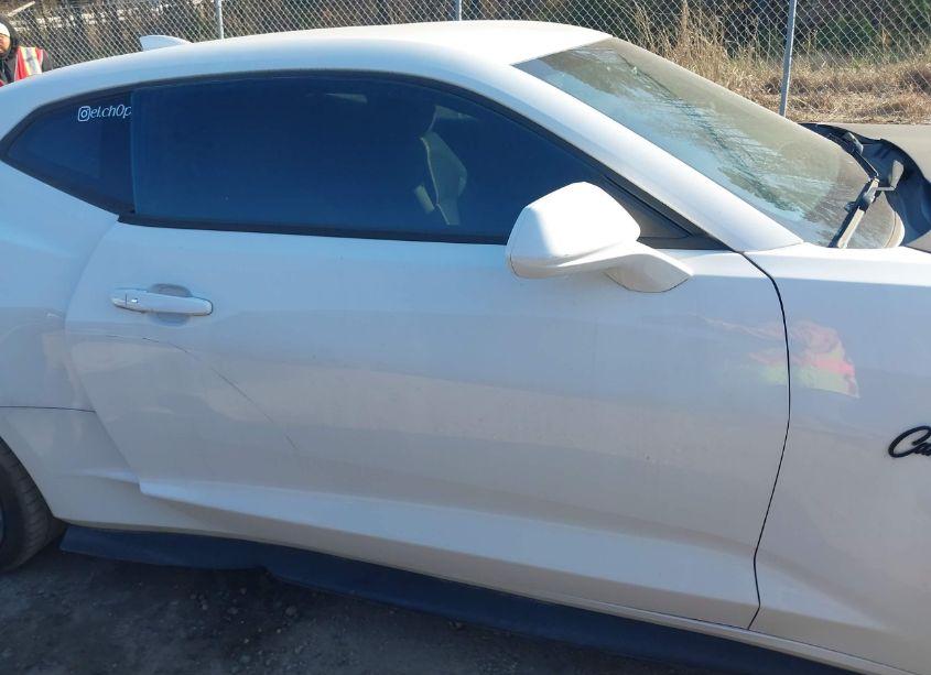 Photo 13 of 2016 Chevrolet Camaro 1SS (VIN 1G1FE1R75G0138413)