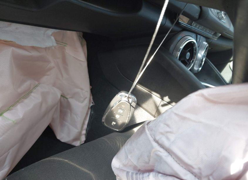 Photo 11 of 2022 Chevrolet Camaro RWD LT1 (VIN 1G1FE1R76N0104896)