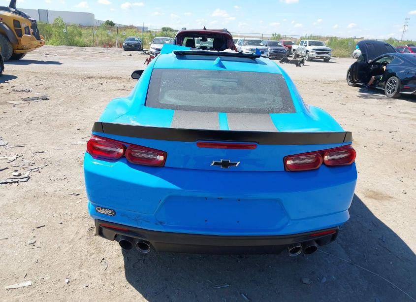 Photo 16 of 2022 Chevrolet Camaro RWD LT1 (VIN 1G1FE1R76N0104896)