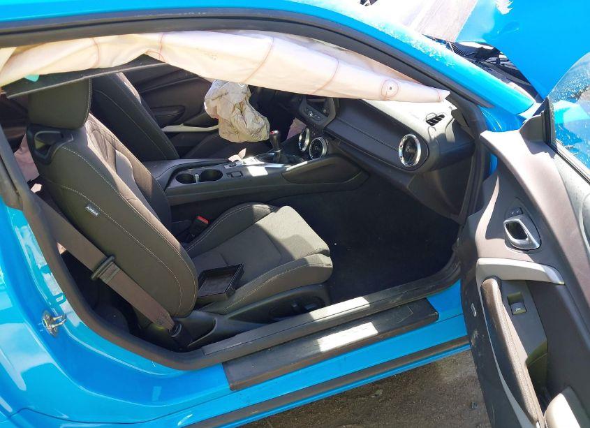 Photo 5 of 2022 Chevrolet Camaro RWD LT1 (VIN 1G1FE1R76N0104896)