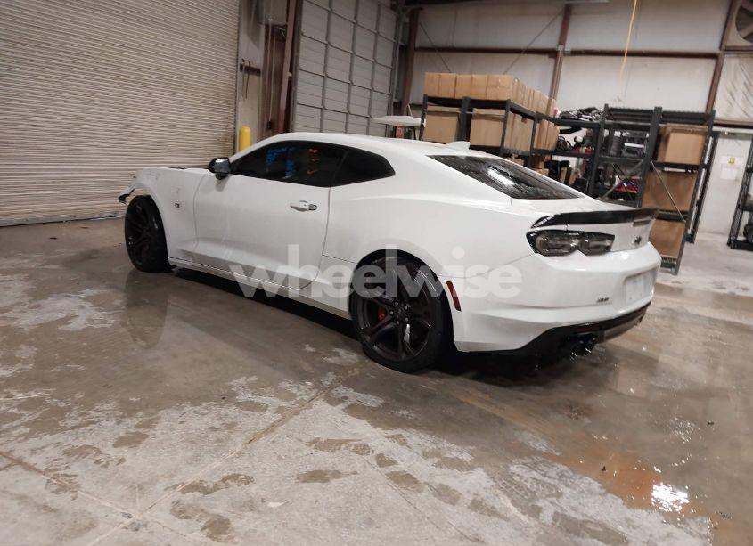 Photo 3 of 2020 Chevrolet Camaro RWD 1SS (VIN 1G1FE1R77L0124880)