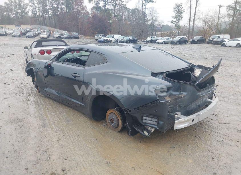 Photo 3 of 2019 Chevrolet Camaro 1SS (VIN 1G1FE1R79K0112888)