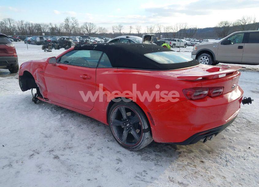 Photo 3 of 2020 Chevrolet Camaro RWD LT1 (VIN 1G1FE3D77L0108469)