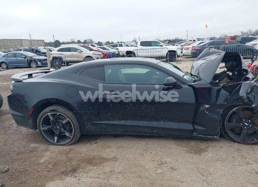 Photo 13 of 2019 Chevrolet Camaro 1SS (VIN 1G1FF1R70K0159224)