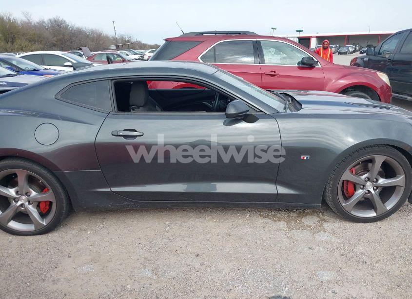 Photo 13 of 2017 Chevrolet Camaro 1SS (VIN 1G1FF1R71H0207340)