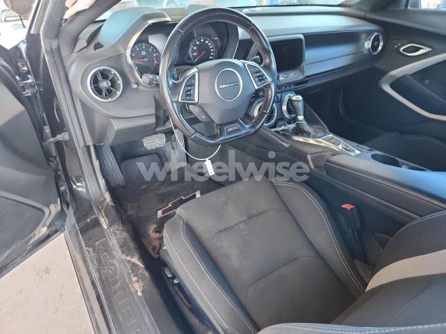 Photo 2 of 2018 CHEVROLET CAMARO SS (VIN 1G1FF1R71J0160204)