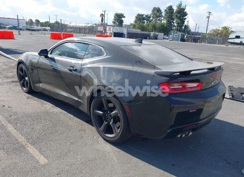 Photo 3 of 2018 Chevrolet Camaro 1SS (VIN 1G1FF1R72J0143377)