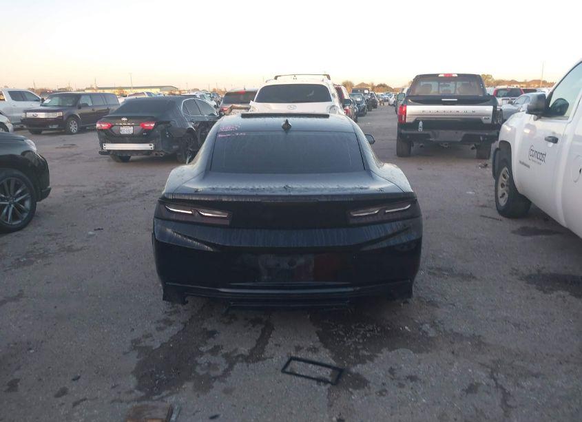 Photo 16 of 2018 Chevrolet Camaro 1SS (VIN 1G1FF1R72J0148921)