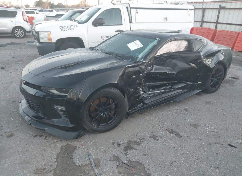 Photo 2 of 2018 Chevrolet Camaro 1SS (VIN 1G1FF1R72J0148921)