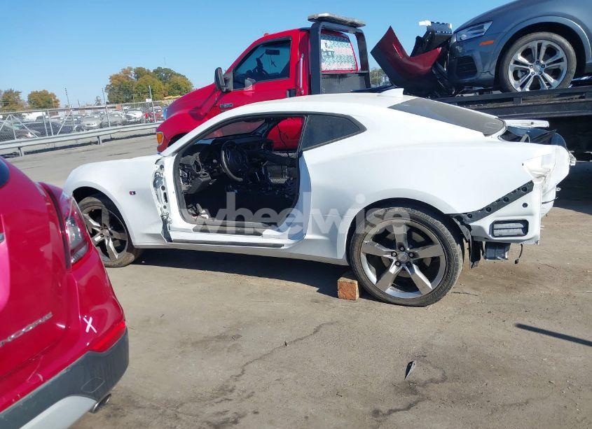 Photo 13 of 2019 Chevrolet Camaro 1SS (VIN 1G1FF1R72K0146619)