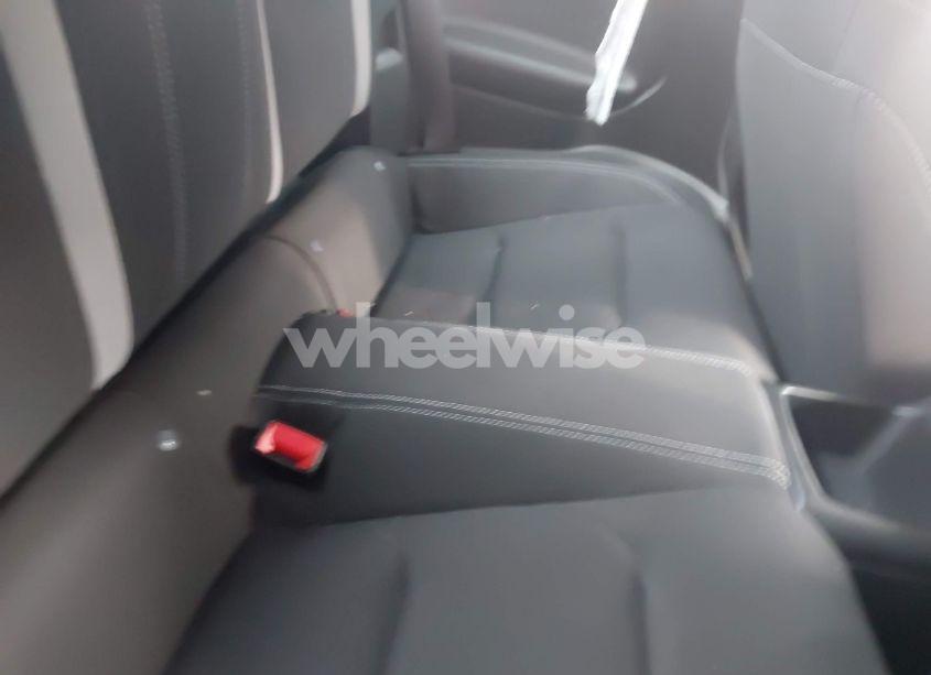 Photo 8 of 2021 Chevrolet Camaro RWD LT1 (VIN 1G1FF1R72M0142413)