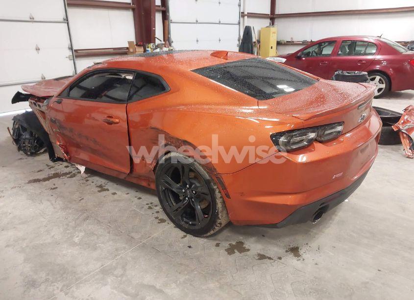 Photo 3 of 2022 Chevrolet Camaro RWD LT1 (VIN 1G1FF1R72N0125841)