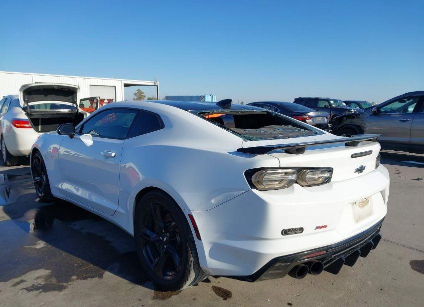 Photo 3 of 2019 Chevrolet Camaro 1SS (VIN 1G1FF1R73K0154583)