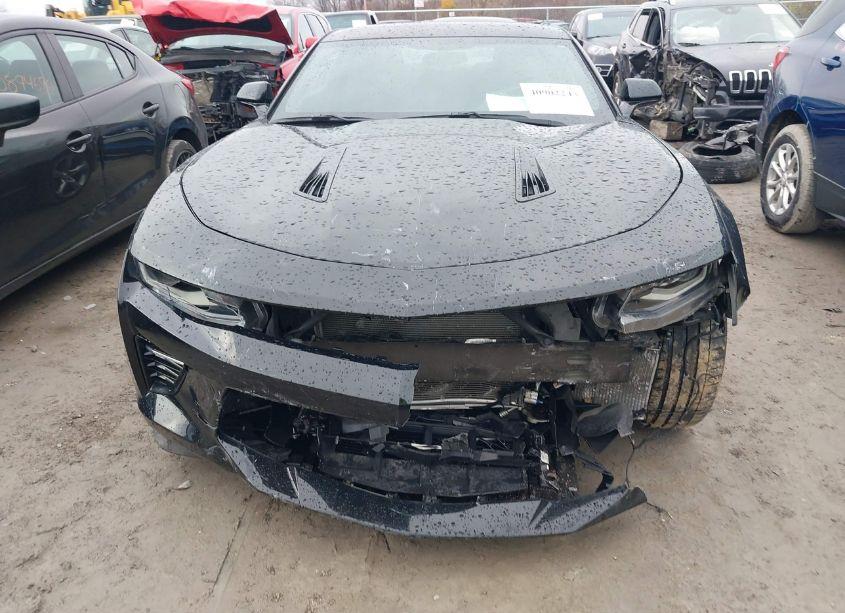 Photo 12 of 2018 Chevrolet Camaro 1SS (VIN 1G1FF1R74J0114771)