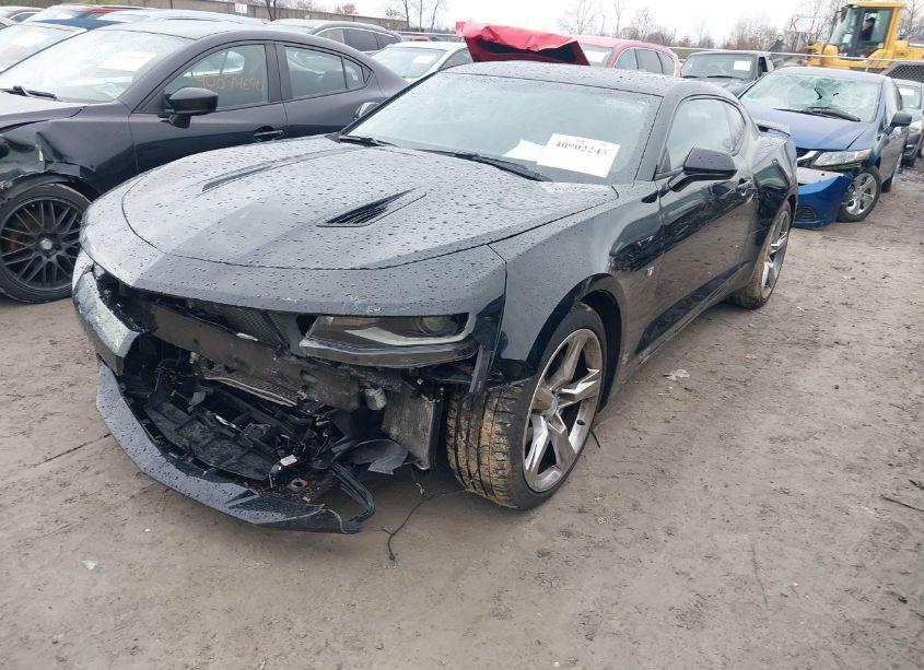Photo 2 of 2018 Chevrolet Camaro 1SS (VIN 1G1FF1R74J0114771)