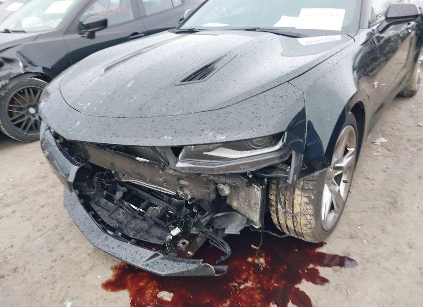 Photo 6 of 2018 Chevrolet Camaro 1SS (VIN 1G1FF1R74J0114771)