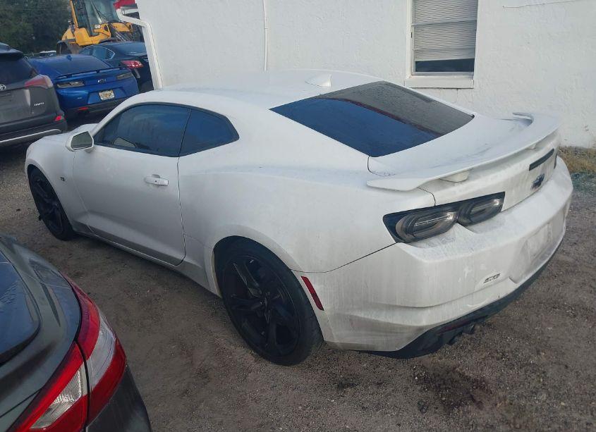 Photo 3 of 2019 Chevrolet Camaro 1SS (VIN 1G1FF1R74K0151742)