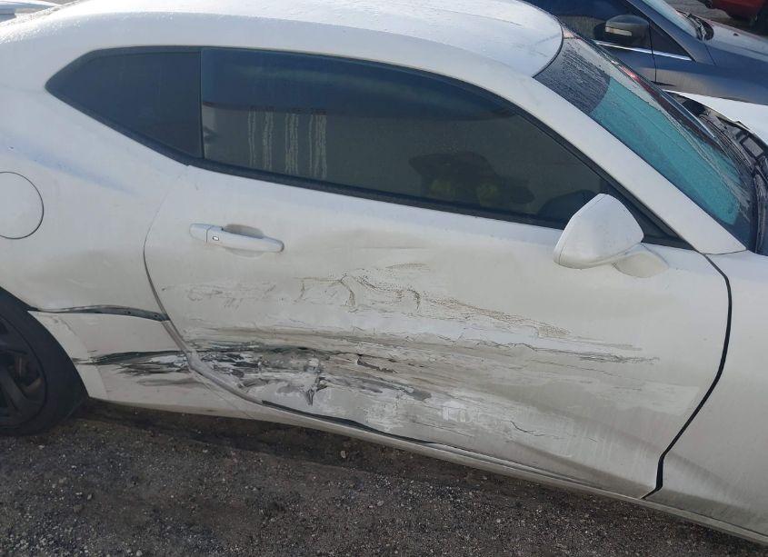 Photo 6 of 2019 Chevrolet Camaro 1SS (VIN 1G1FF1R74K0151742)