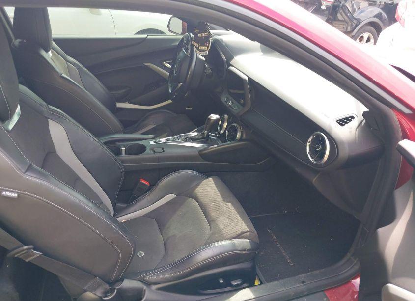 Photo 5 of 2021 Chevrolet Camaro RWD LT1 (VIN 1G1FF1R74M0103869)