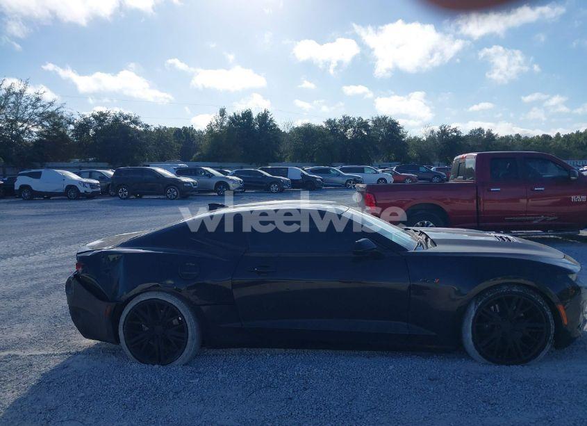 Photo 13 of 2021 Chevrolet Camaro RWD LT1 (VIN 1G1FF1R74M0123944)