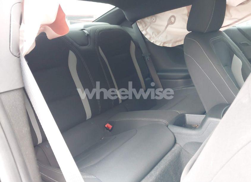 Photo 8 of 2024 Chevrolet Camaro (VIN 1G1FF1R74R0123630)