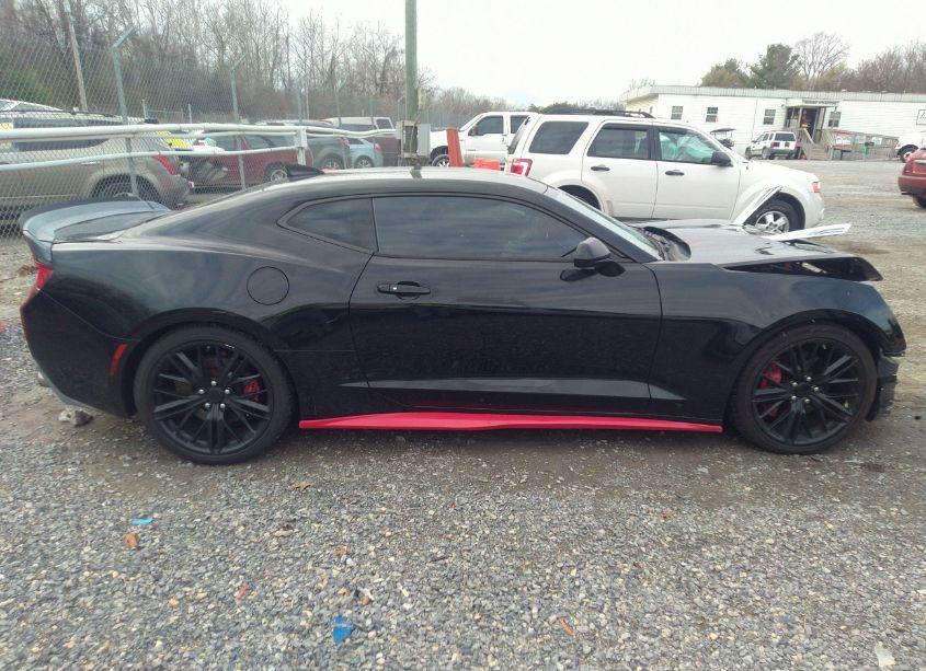 Photo 14 of 2016 Chevrolet Camaro 1SS (VIN 1G1FF1R75G0193280)
