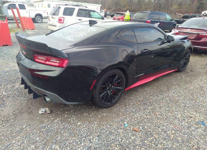 Photo 4 of 2016 Chevrolet Camaro 1SS (VIN 1G1FF1R75G0193280)