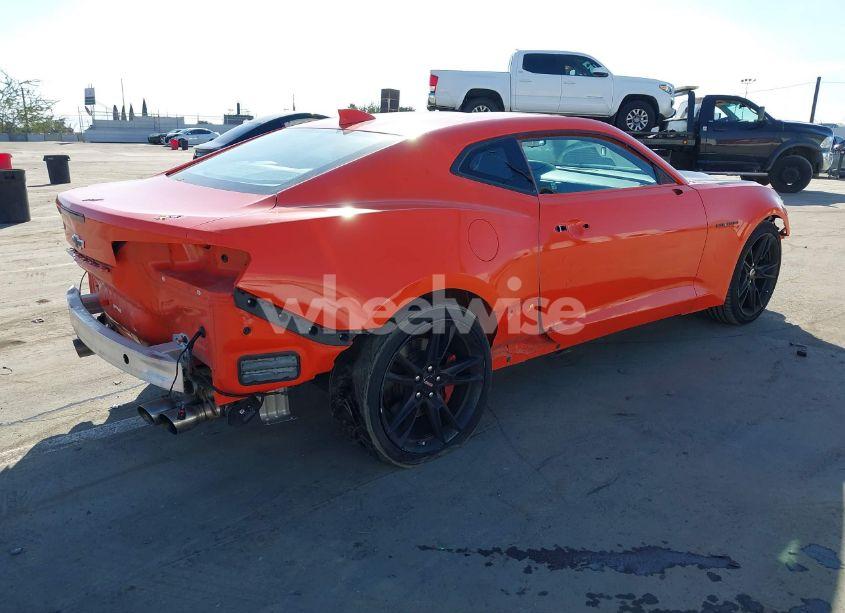 Photo 4 of 2021 Chevrolet Camaro RWD 1SS (VIN 1G1FF1R75M0104335)