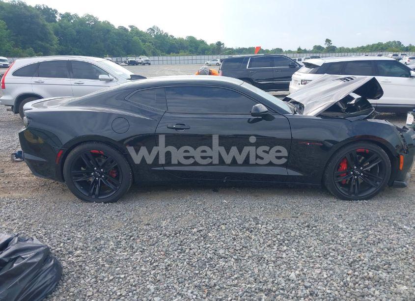 Photo 13 of 2021 Chevrolet Camaro RWD LT1 (VIN 1G1FF1R75M0132281)