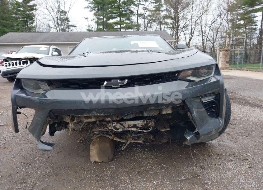 Photo 13 of 2018 Chevrolet Camaro 1SS (VIN 1G1FF1R76J0112083)