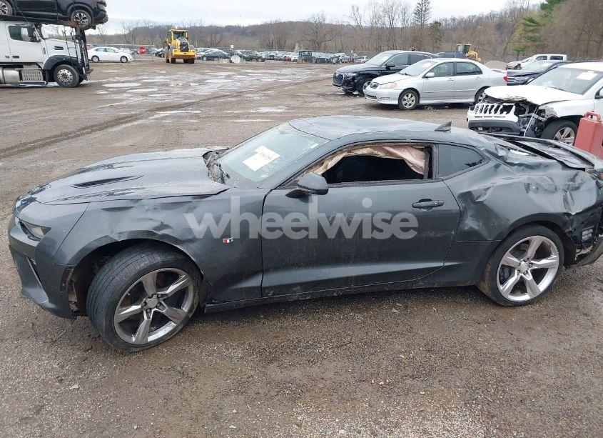 Photo 14 of 2018 Chevrolet Camaro 1SS (VIN 1G1FF1R76J0112083)