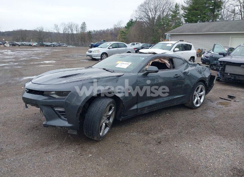 Photo 2 of 2018 Chevrolet Camaro 1SS (VIN 1G1FF1R76J0112083)