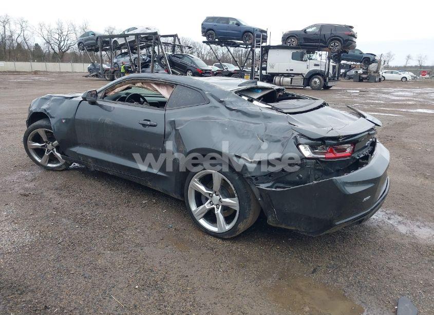 Photo 3 of 2018 Chevrolet Camaro 1SS (VIN 1G1FF1R76J0112083)
